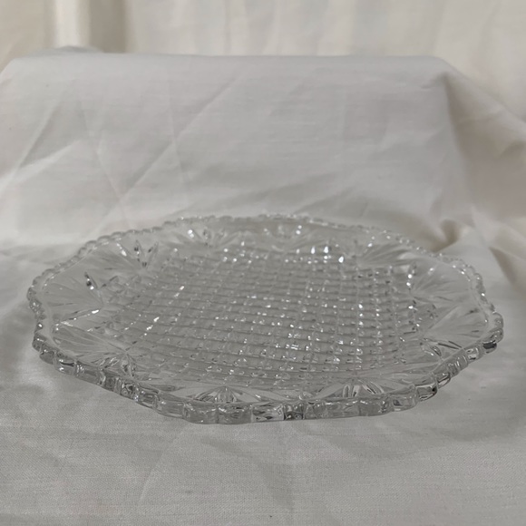 Vintage United States Pineapple Fan Square Clear Glass Round Plate - Picture 4 of 5